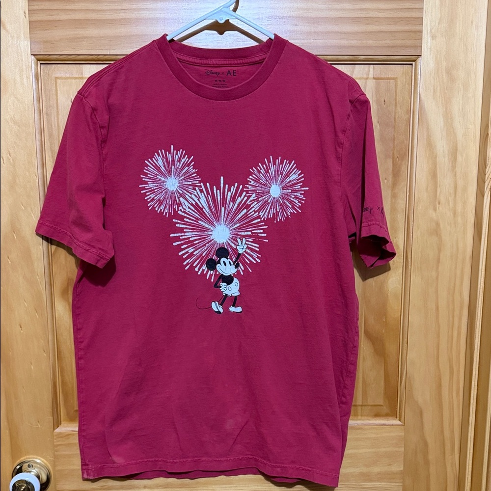 Disney/American Eagle Collaboration Mickey Mouse Fireworks Shirt Sleeve Tee